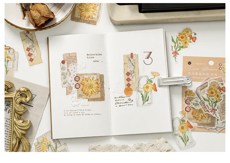 30 PCS Floral And Label Decor Stickers